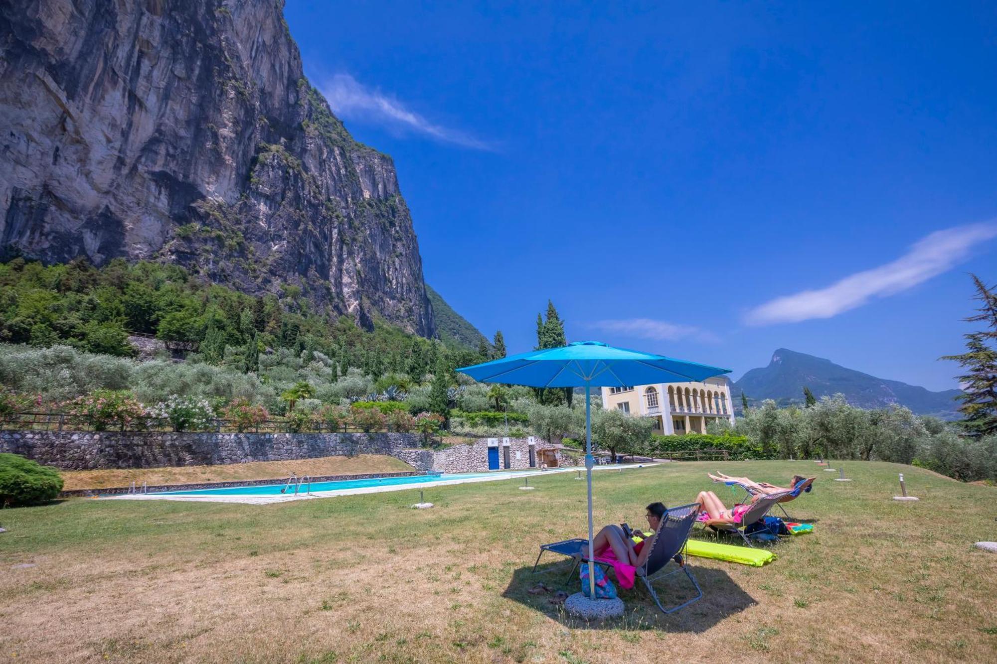 Appartamento Casa Turchese Riva del Garda Esterno foto