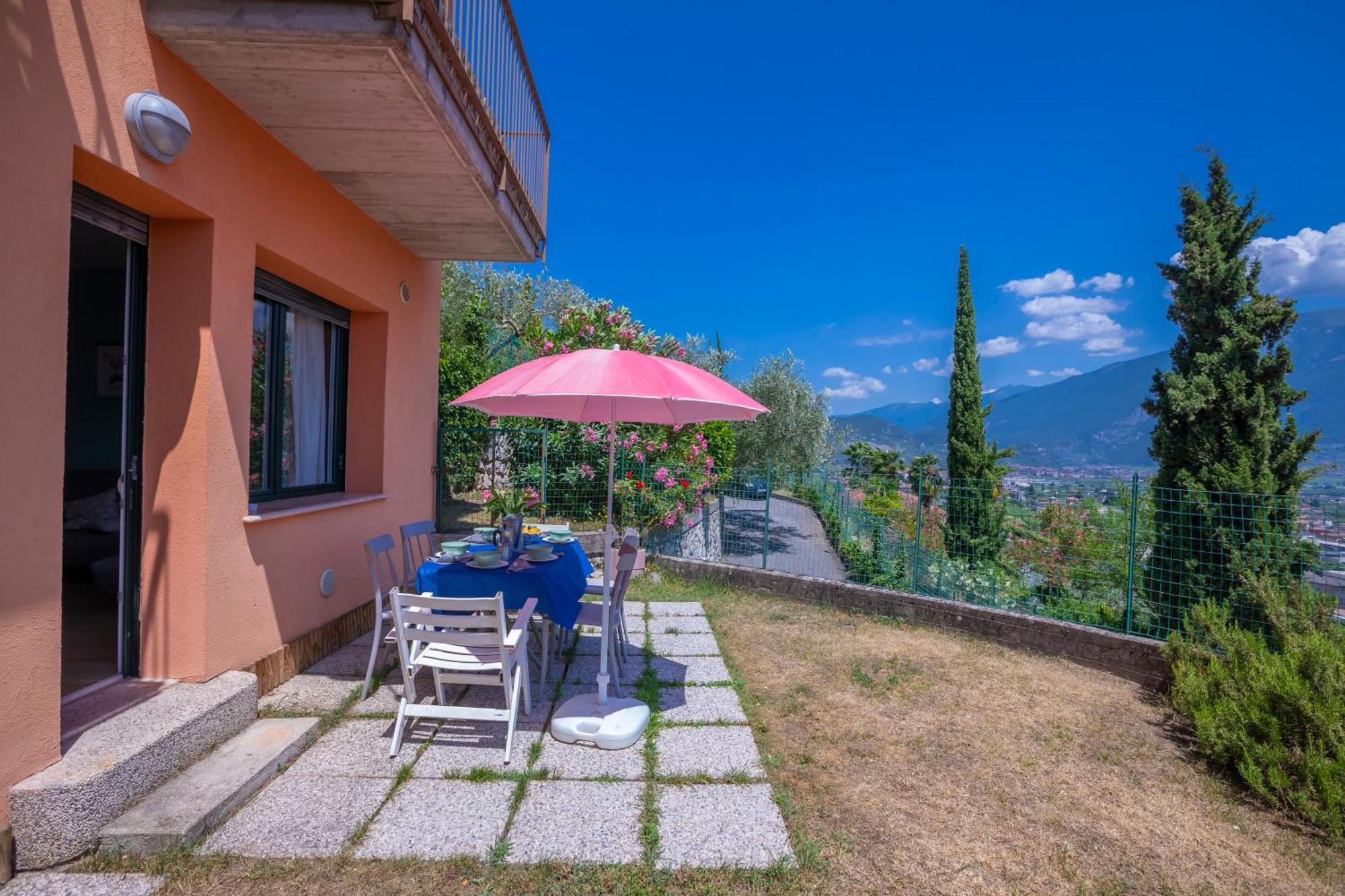 Appartamento Casa Turchese Riva del Garda Esterno foto