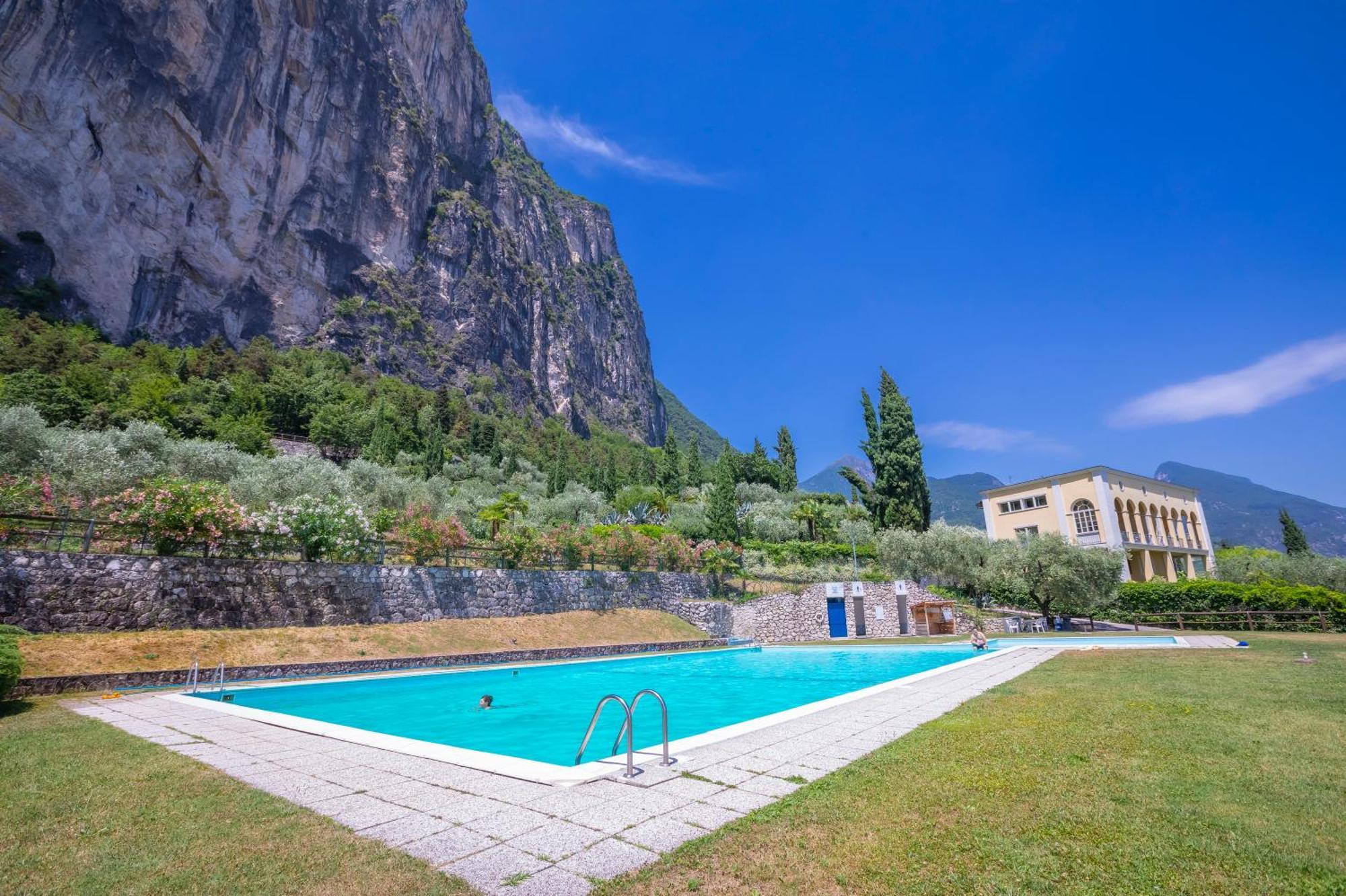 Appartamento Casa Turchese Riva del Garda Esterno foto