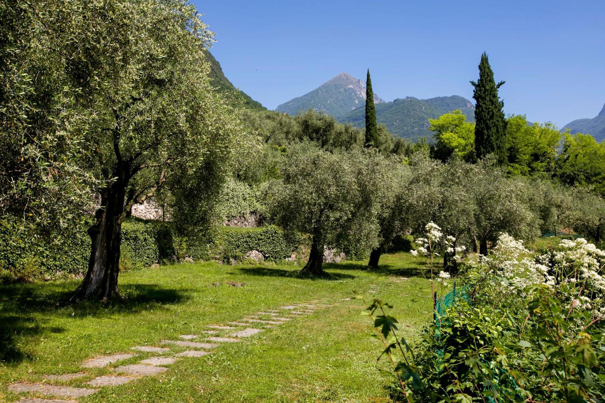 Appartamento Casa Turchese Riva del Garda Esterno foto